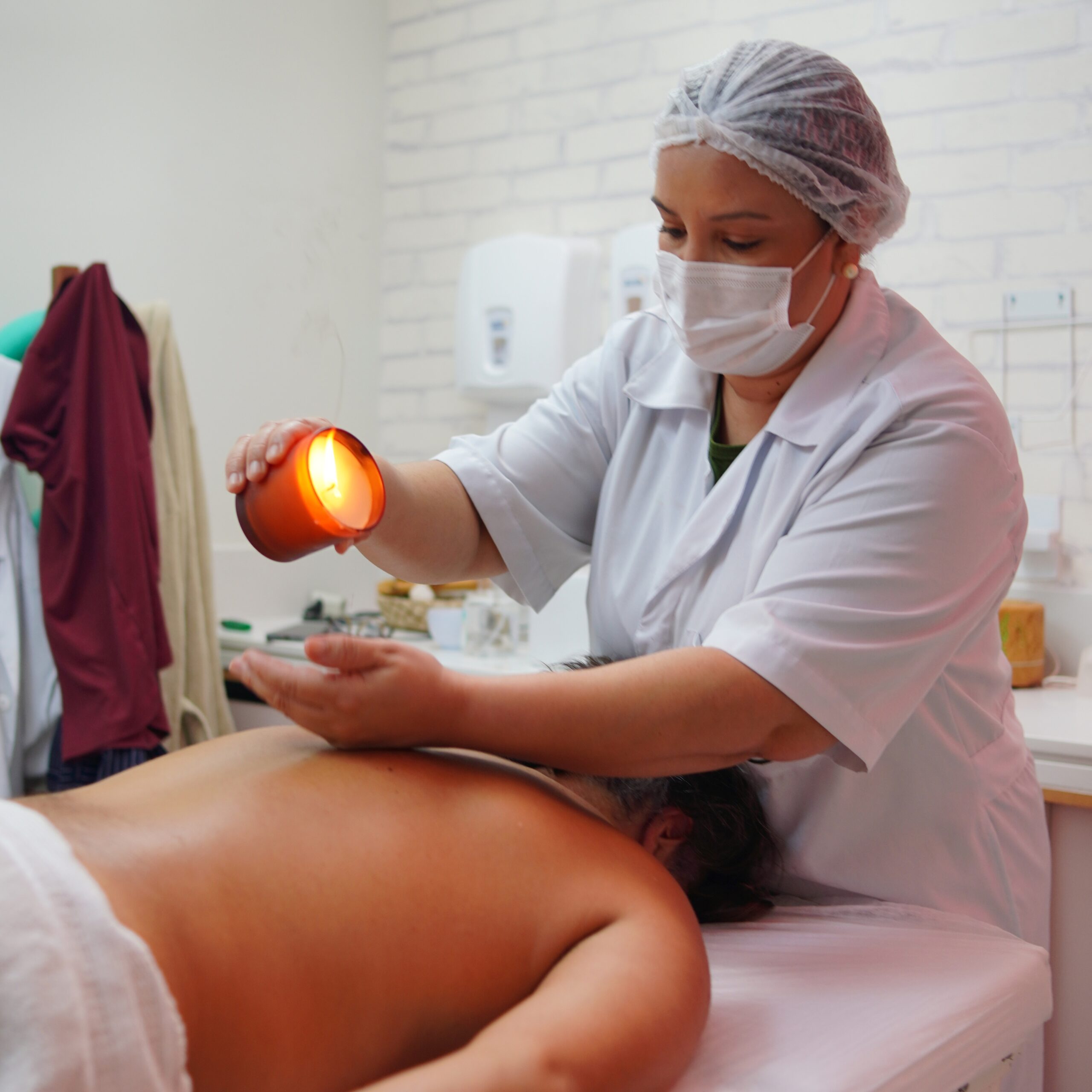 Massagem com Velas - Image 2