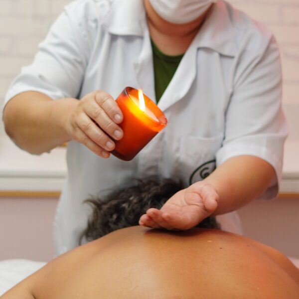 Massagem com Velas