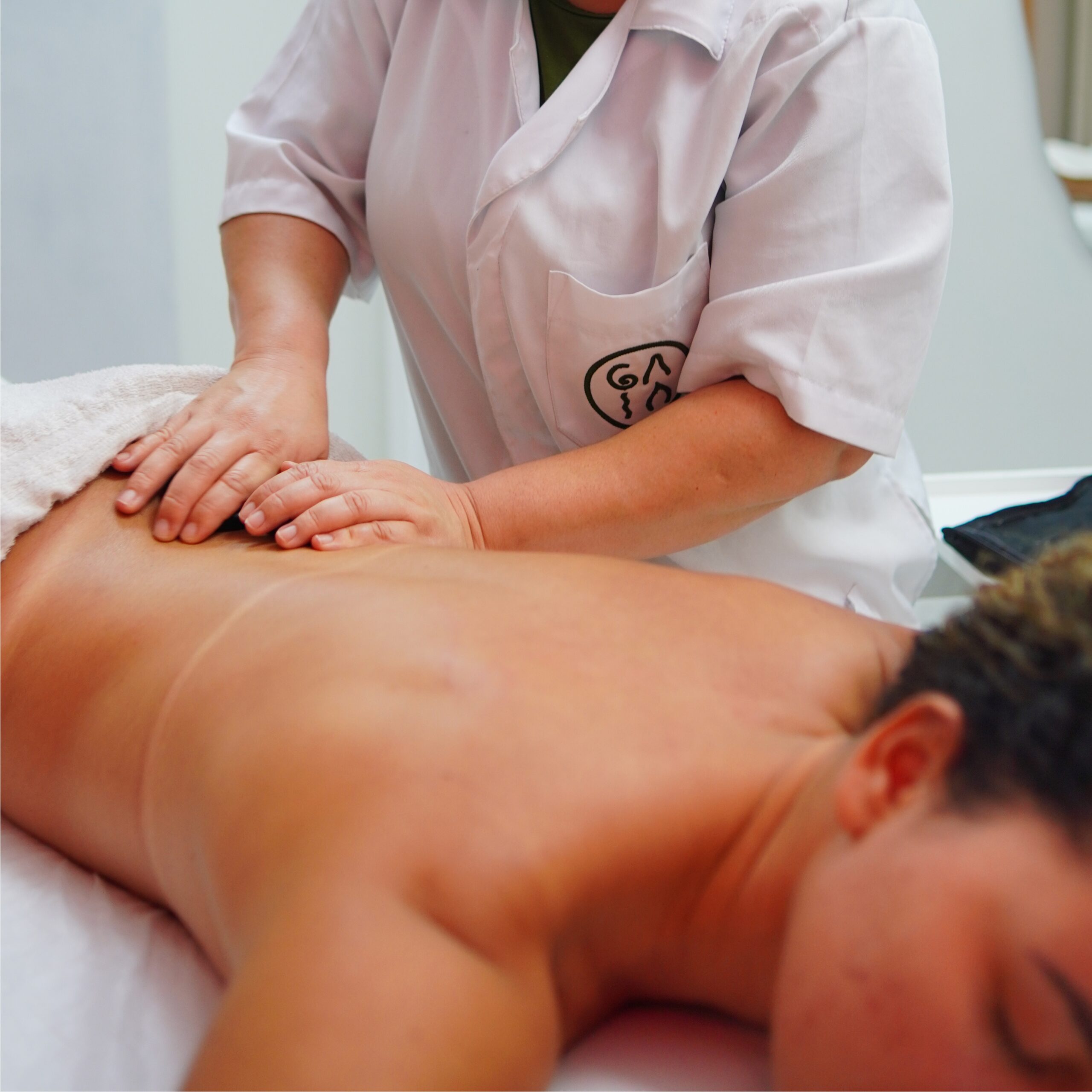 Massagem com Pedras Quentes - Image 3